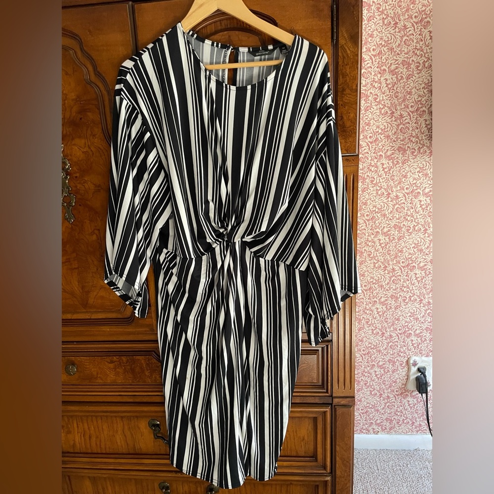Ruched at waist, striped dress